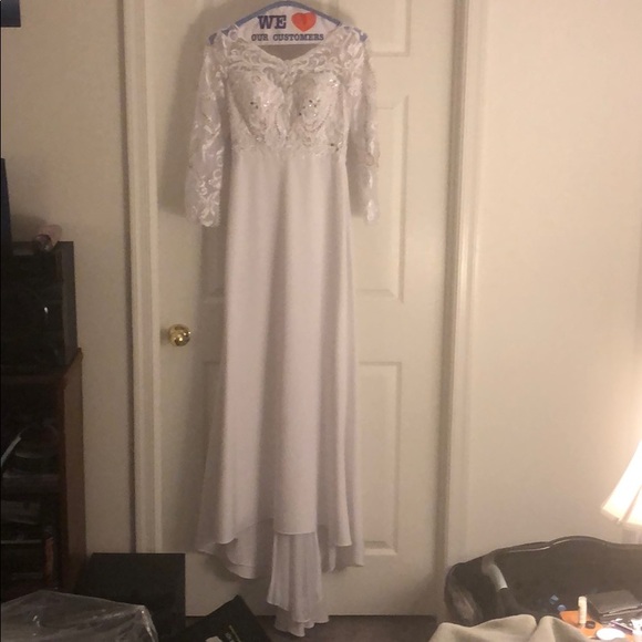 Dresses & Skirts - Wedding dress